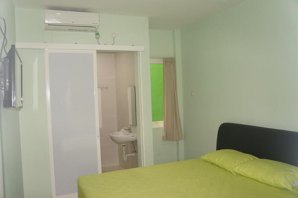 Budget Guest House Tunas Mandiri Jaya Malang Pokoj fotografie